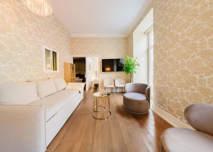 Apartment Elegant Vintage Charm-modern Comfort Lisbon