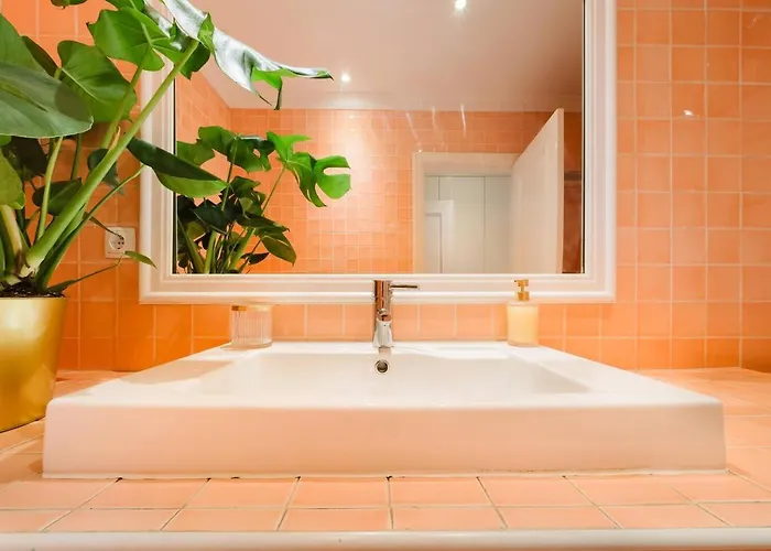 Elegant Vintage Charm-modern Comfort Appartement Lisboa