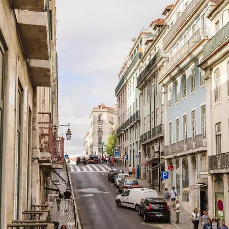 Elegant Vintage Charm-modern Comfort